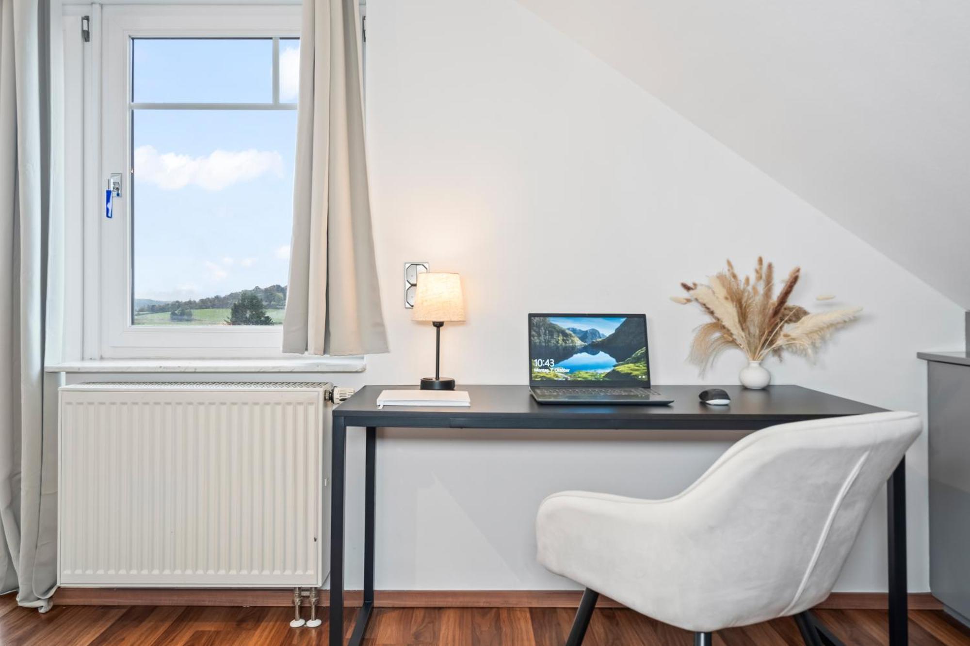 Stadtoase Fulda Mit Flair - Whirlpool, Balkon, 2Xparkplaetze, Highspeed Wlan Экстерьер фото